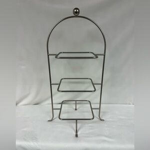 Pampered Chef Three Tiered Metal Stand | Simple Additions |Appetizer Plate Stand